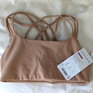 Workout wear lot bras and leggings Lululemon fabletics and athleta hyper focused